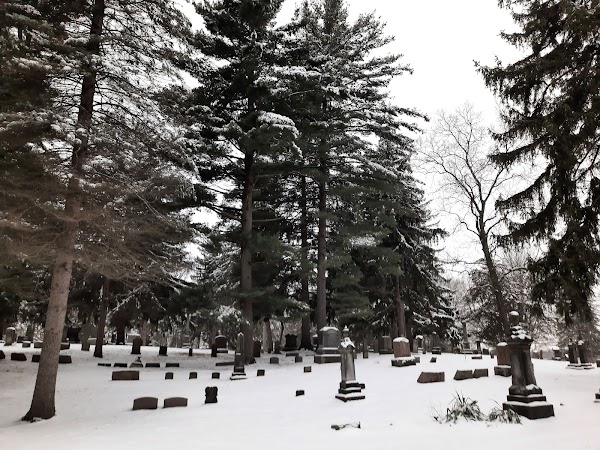 Evergreen Cemetery grounds
