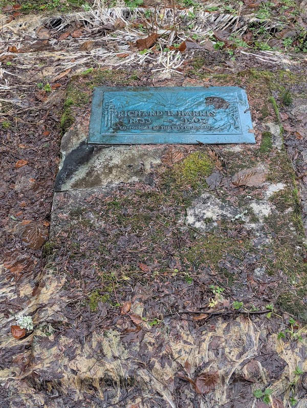 Evergreen Cemetery grounds