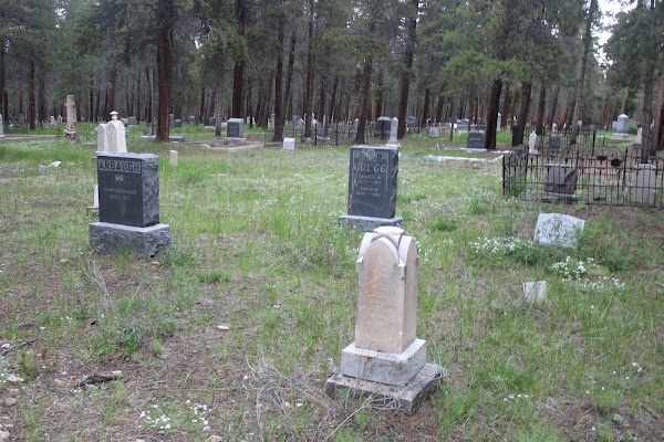 Evergreen Cemetery grounds