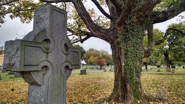 Evergreen Cemetery grounds