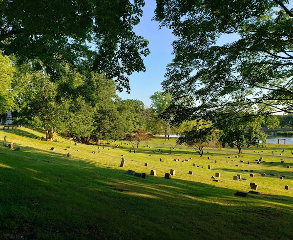 Evergreen Cemetery grounds