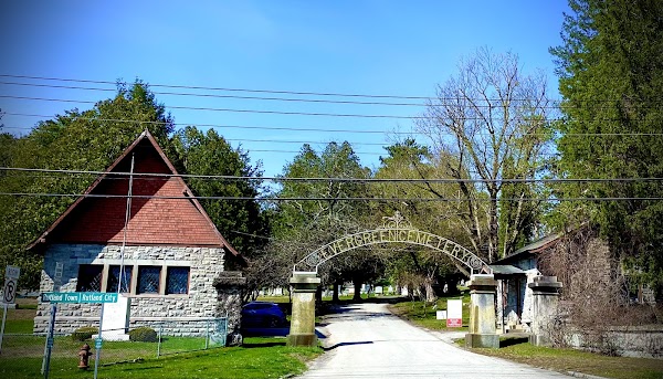 Evergreen Cemetery grounds
