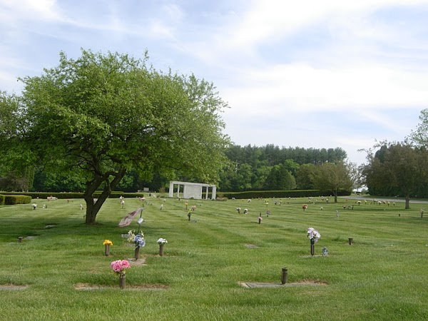 Evergreen Memorial Gardens grounds