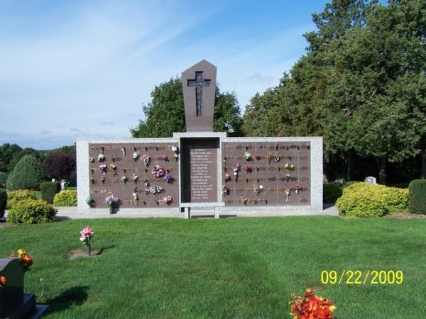 Evergreen Memorial Park Cemetery grounds