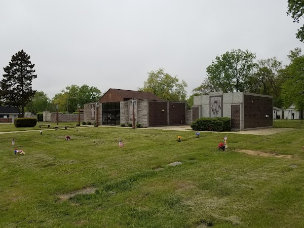 Evergreen Memorial Park grounds