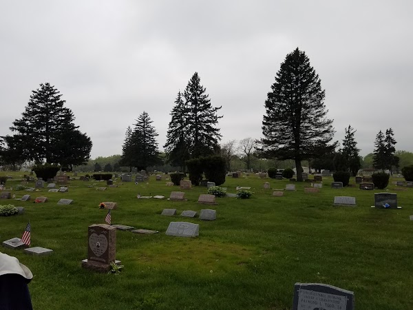Evergreen Memorial Park grounds