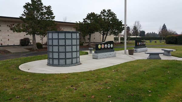 Evergreen Memorial Park grounds