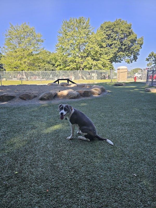 Fairlawn Veterans Memorial Park grounds