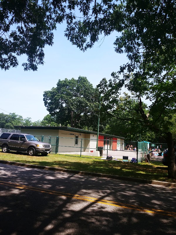 Fairlawn Veterans Memorial Park grounds