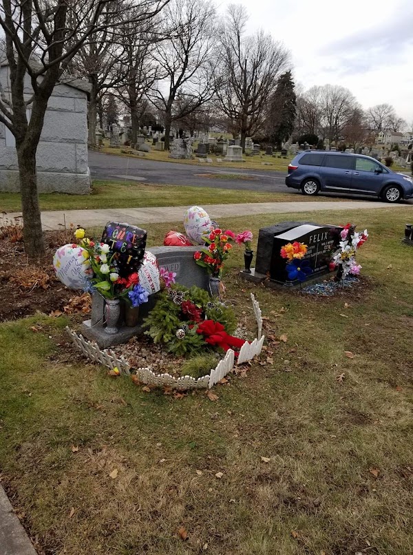 Fairmount Cemetery & Crematory grounds