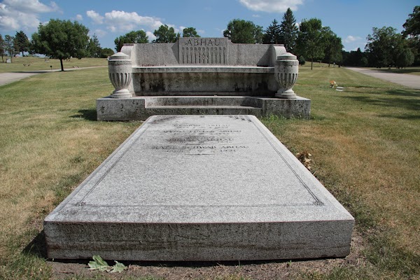 Fairmount Willow Hills Memorial Park grounds