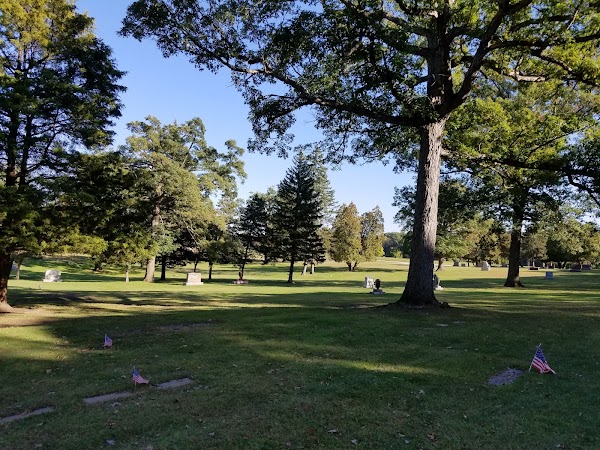 Fairmount Willow Hills Memorial Park grounds