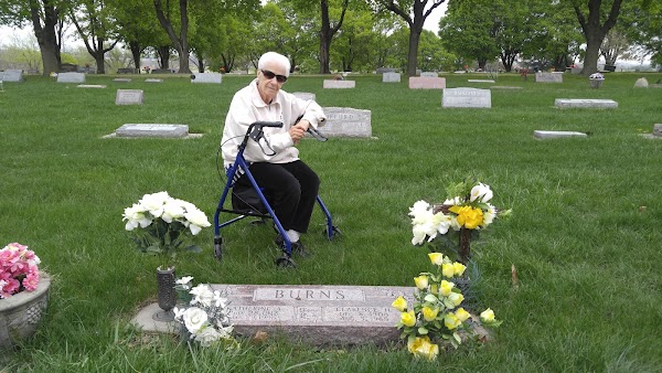 Fairview Cemetery grounds
