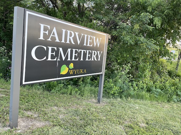 Fairview Cemetery grounds