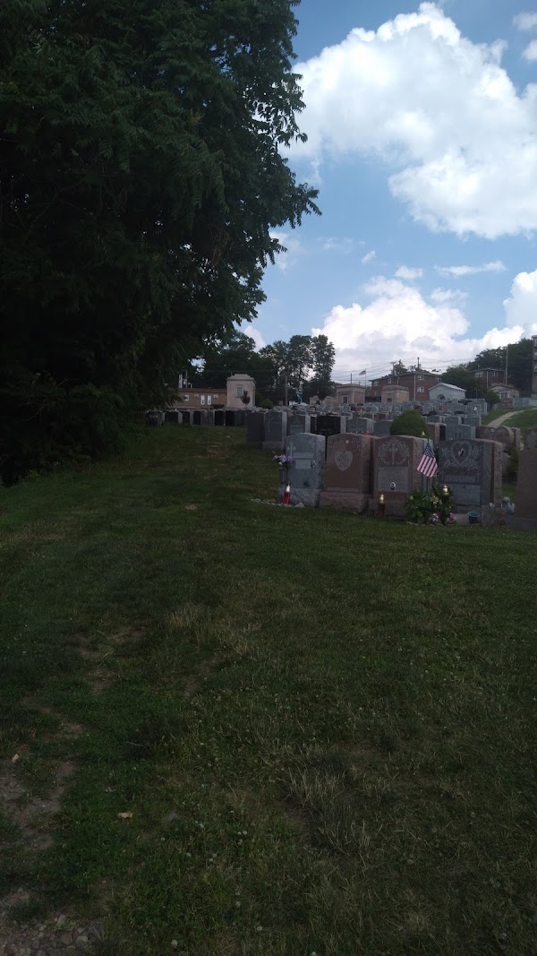 Fairview Cemetery grounds