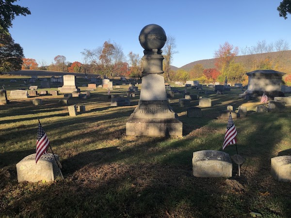Fairview Cemetery grounds