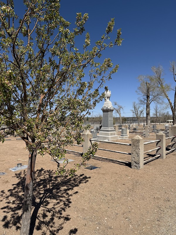 Fairview Cemetery grounds