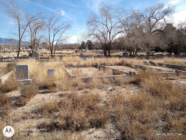 Fairview Memorial Park grounds