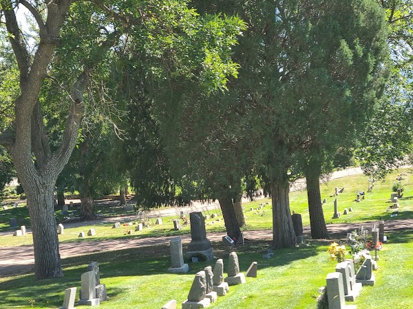 Fairviewramsell Cemetery grounds