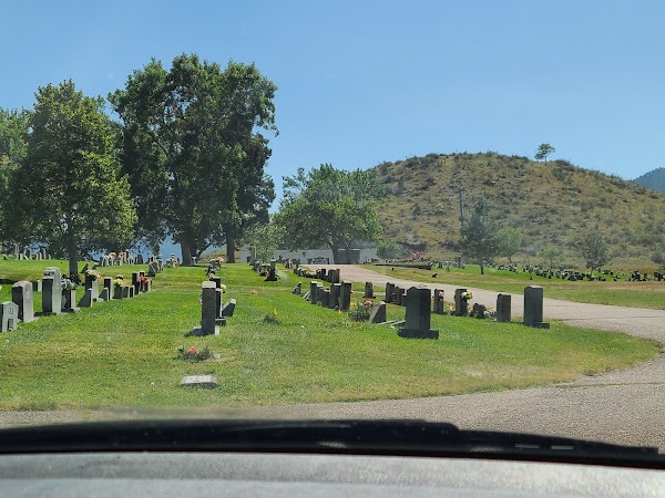 Fairviewramsell Cemetery grounds