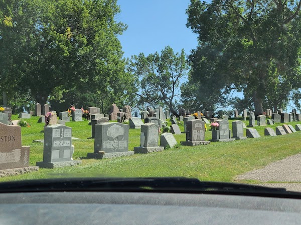Fairviewramsell Cemetery grounds