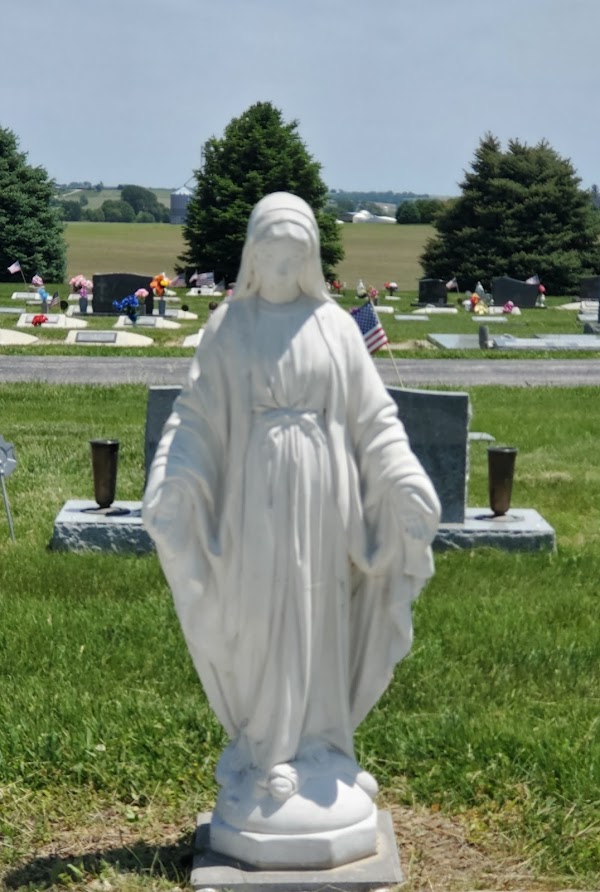 Falls City Cemetery grounds