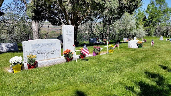 Falls View Cemetery grounds