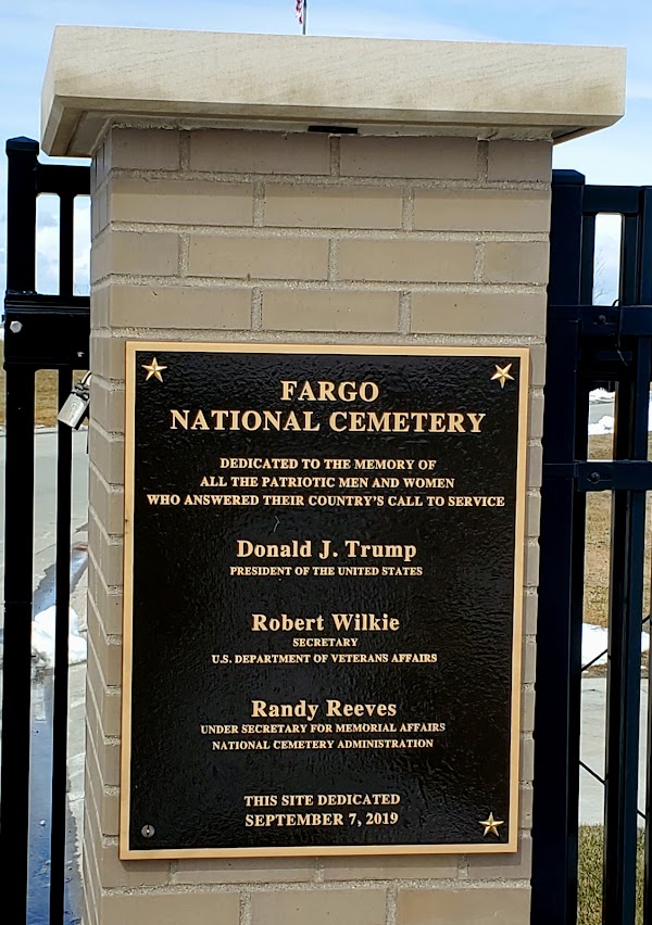 Fargo National Cemetery grounds