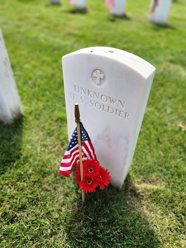 Fayetteville National Cemetery grounds