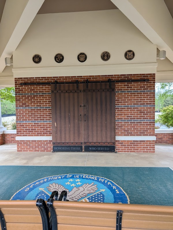 Fayetteville National Cemetery grounds