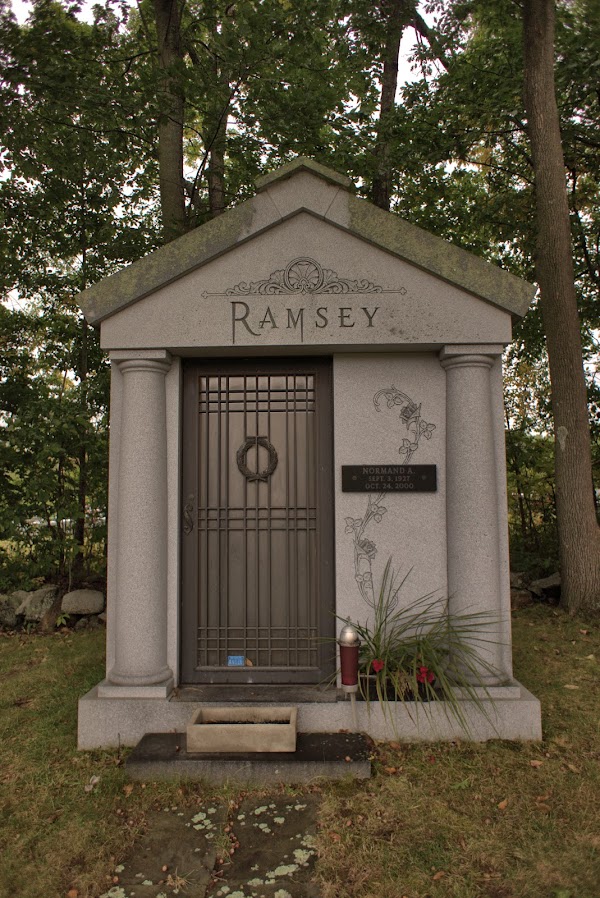 First Parish Cemetery grounds