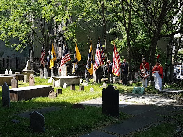 First Shearith Israel Graveyard, Chatham Square Cemetery grounds