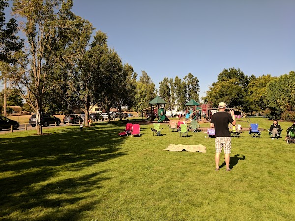 Fisher Memorial Park grounds