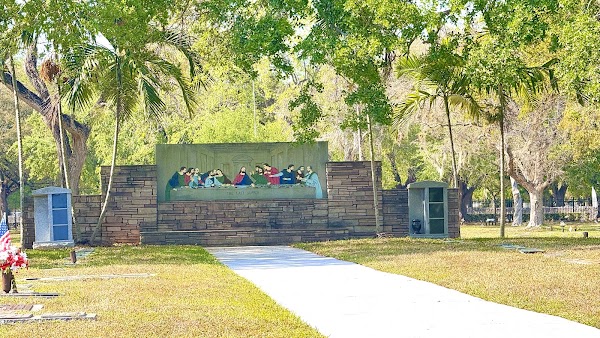 Flagler Memorial Park grounds