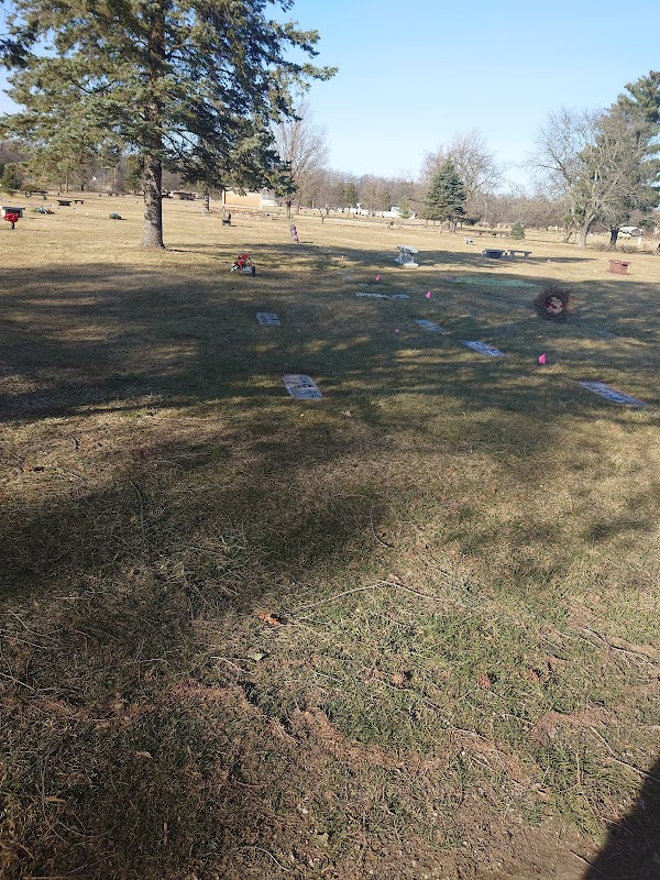 Floral Lawn Memorial Gardens grounds