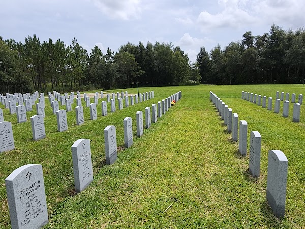 Florida National Cemetery K2 grounds