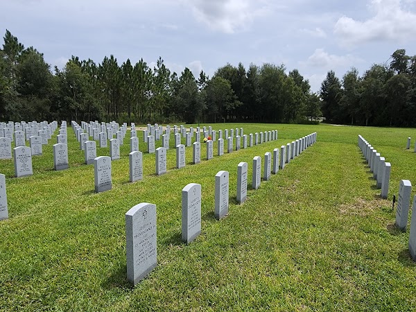 Florida National Cemetery K2 grounds