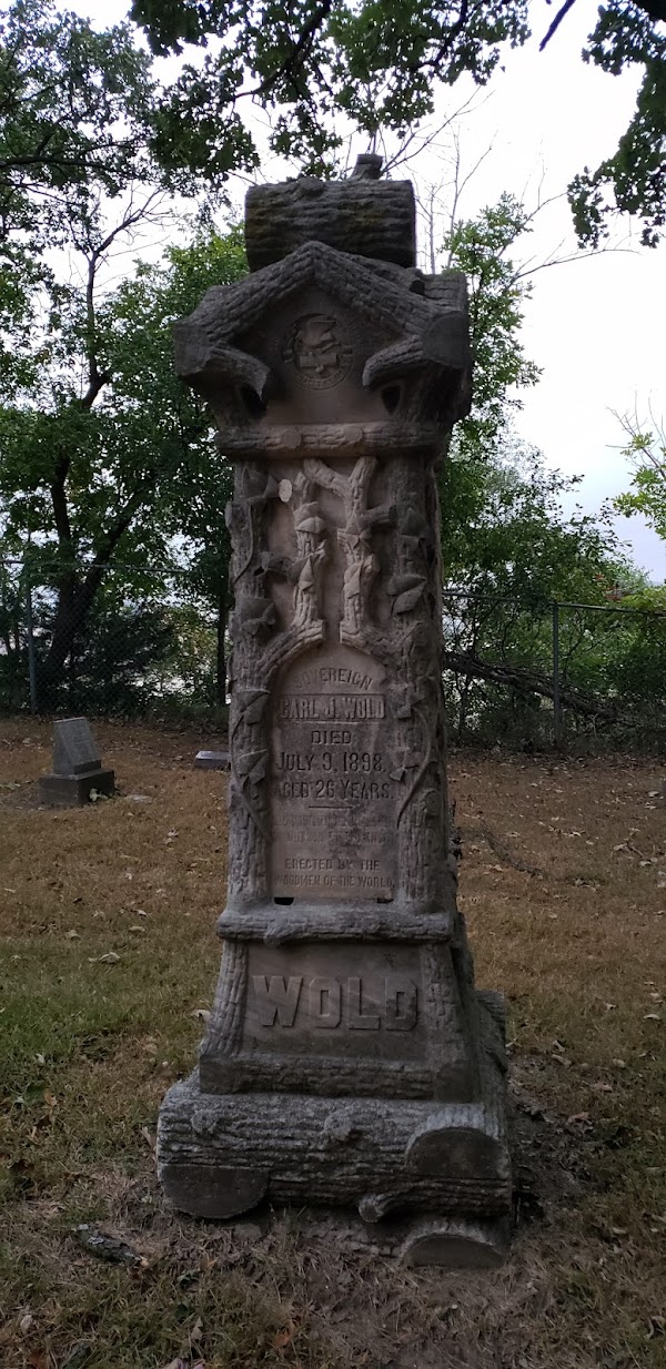 Floyd Cemetery grounds