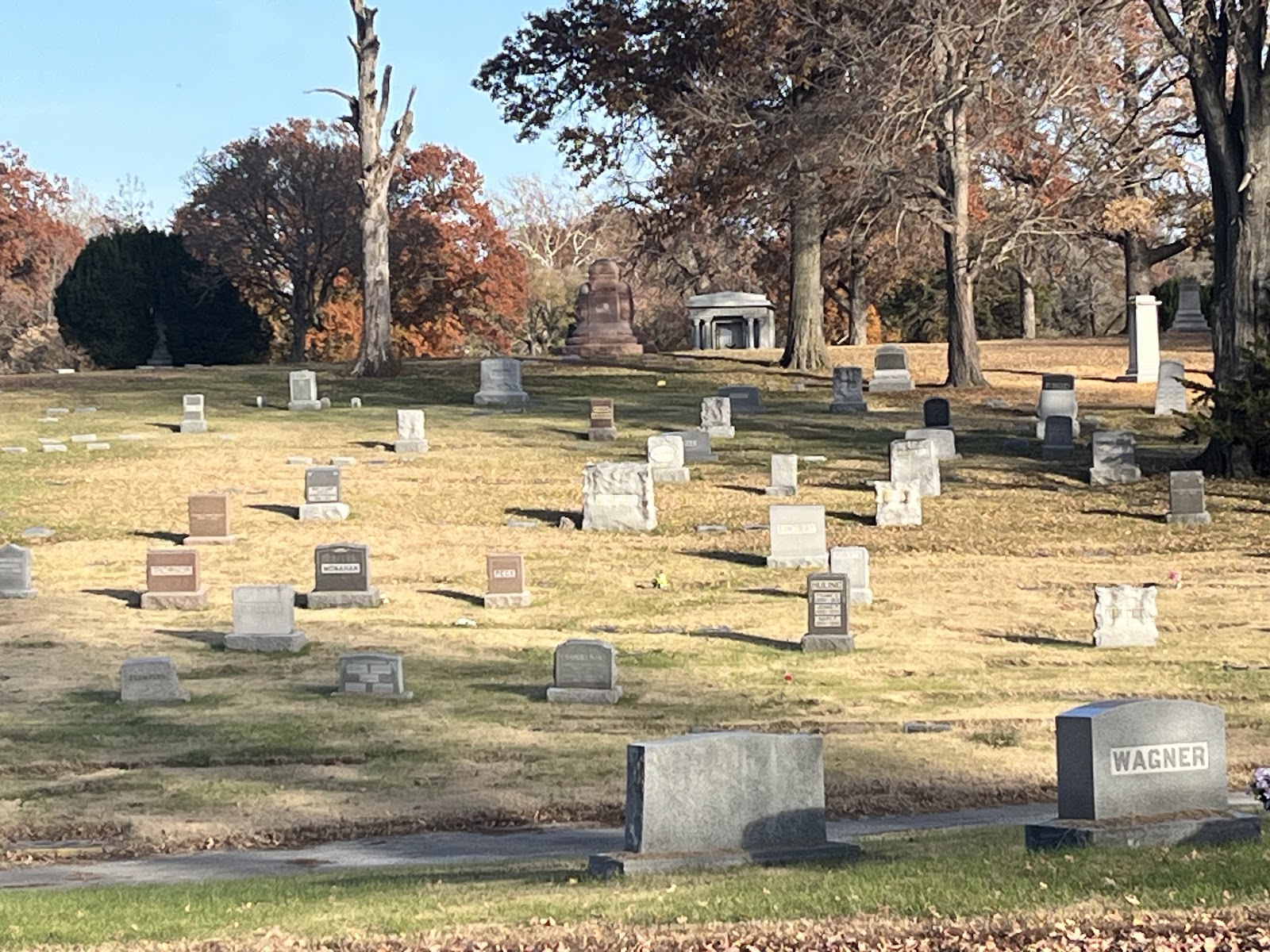 Forest Hill & Calvary Cemetery cemetery grounds and headstones