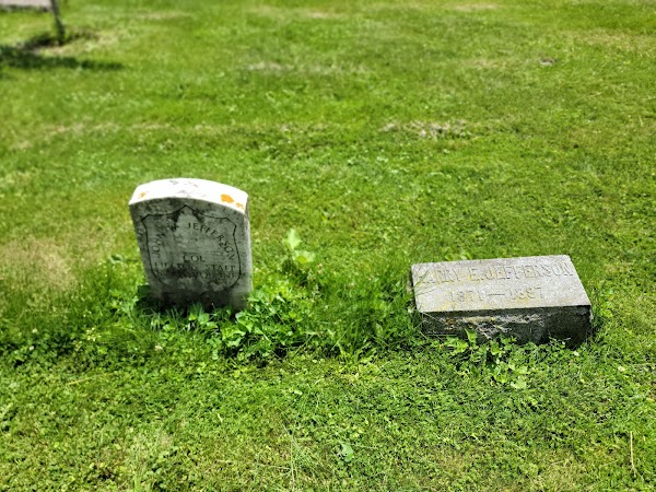 Forest Hill Cemetery grounds