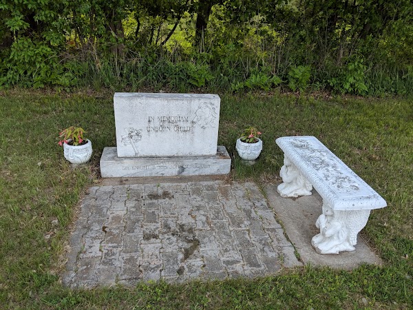 Forest Hill Cemetery grounds