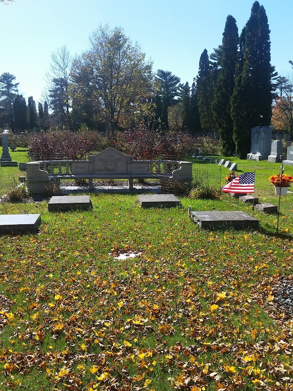 Forest Hill Cemetery grounds