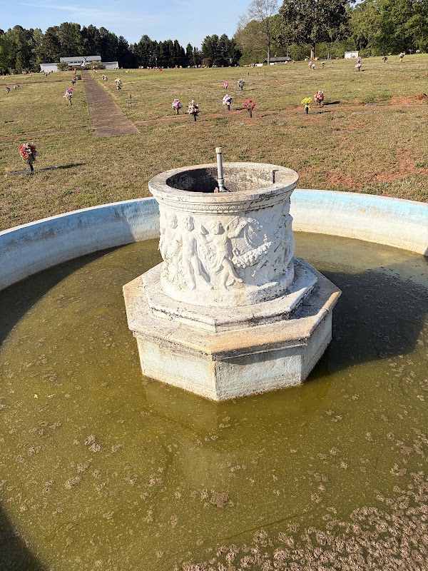Forest Hill Memorial Park grounds