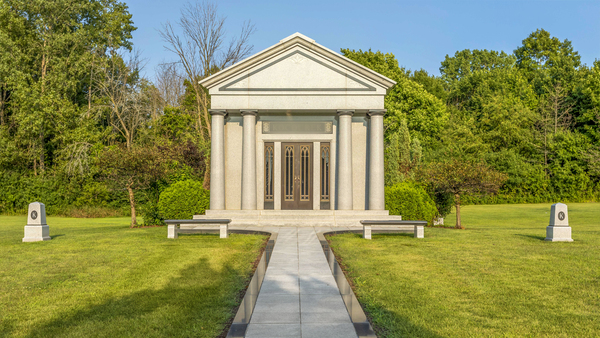 Forest Hill Memorial Park grounds