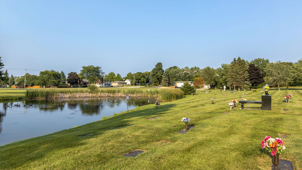 Forest Hill Memorial Park grounds