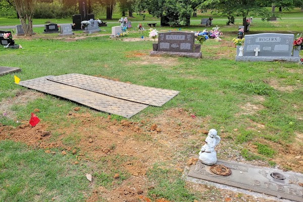 Forest Hills Cemetery grounds