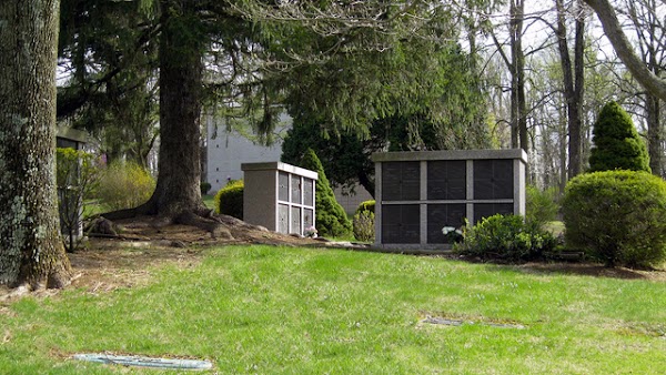 Forest Hills Memorial Park grounds