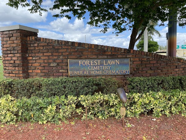 Forest Lawn Memorial Gardens grounds
