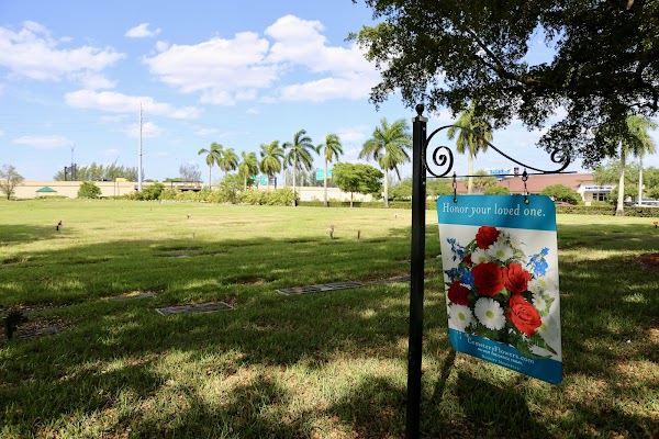 Forest Lawn Memorial Gardens grounds