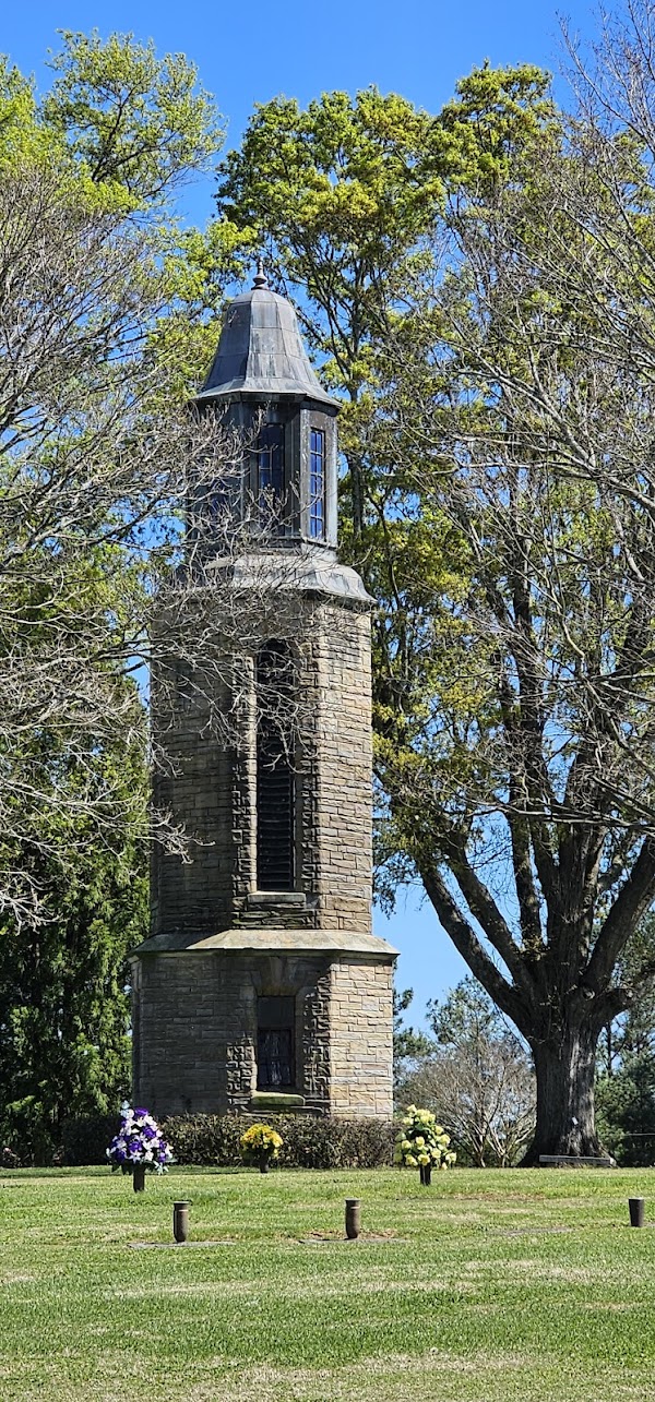 Forest Lawn Memorial Park grounds